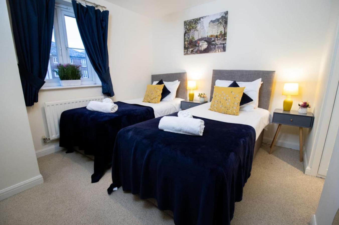 Apartment Brunel Apartment, Sleeps 4, 2 Bedrooms, Free Parking, Long Disc